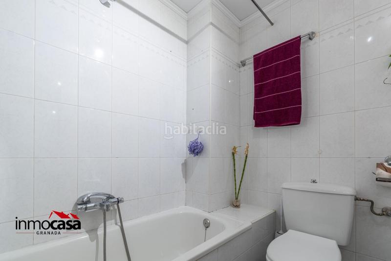 Foto 9d96580d-3e45-4ee0-8e3e-c19ed56c4f4a. Piso gran terraza, patio y luz natural en la zona más tranquila de cenes en Cenes de la Vega
