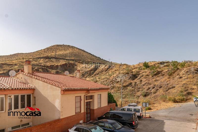 Foto fc446963-a99a-43a8-8f10-4f6e989c0bd5. Piso gran terraza, patio y luz natural en la zona más tranquila de cenes en Cenes de la Vega