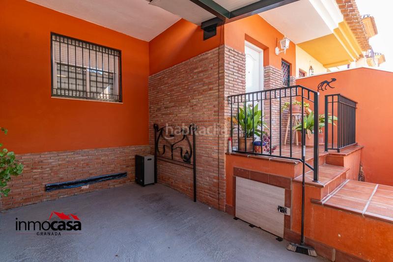 Foto 785e9925-dd15-429c-8479-76ded851c6de. Semi detached house with parking in Avda. De los Ogíjares Armilla