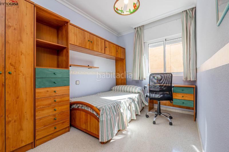 Foto 47756b73-cbe4-4cb0-8c7a-27fc38d1eca8. Alquiler piso 600 euros, comunidad incluida, dos dormitorios, amueblado y con garaje. en Motril