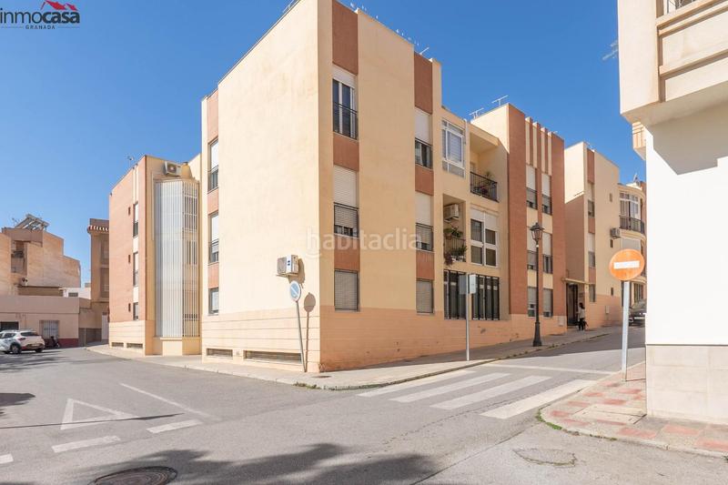 Foto 9ae6a7a2-25d0-4f89-9212-36959477dd21. Alquiler piso 600 euros, comunidad incluida, dos dormitorios, amueblado y con garaje. en Motril