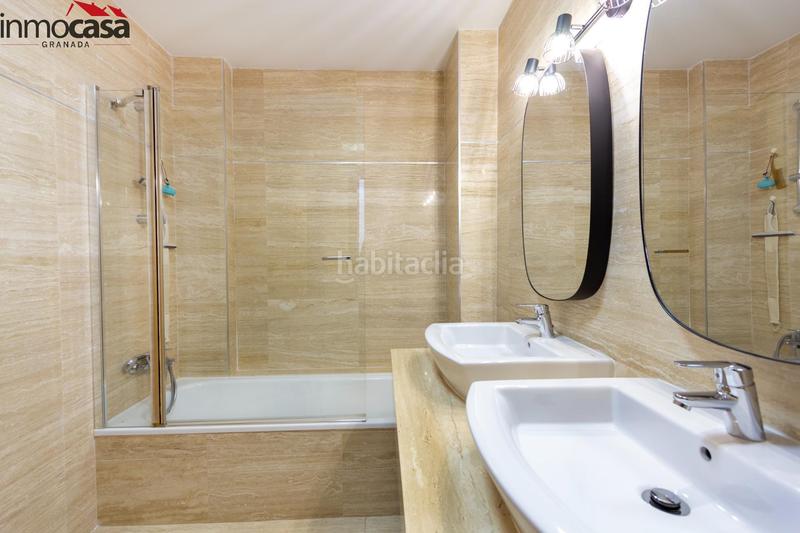 Foto dac4eb8e-fa90-4ff2-8288-51438d0e030a. Casa pareada  con garaje doble y piscina en las gabias en Gabias (Las)