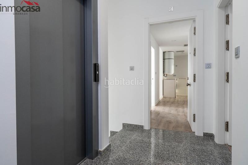 Foto d8389a75-9284-4da1-bb43-db35b5a798fb. Piso en calle cristo de la yedra 34 pisos 1 y 2 dormitorios a estrenar centro en Granada