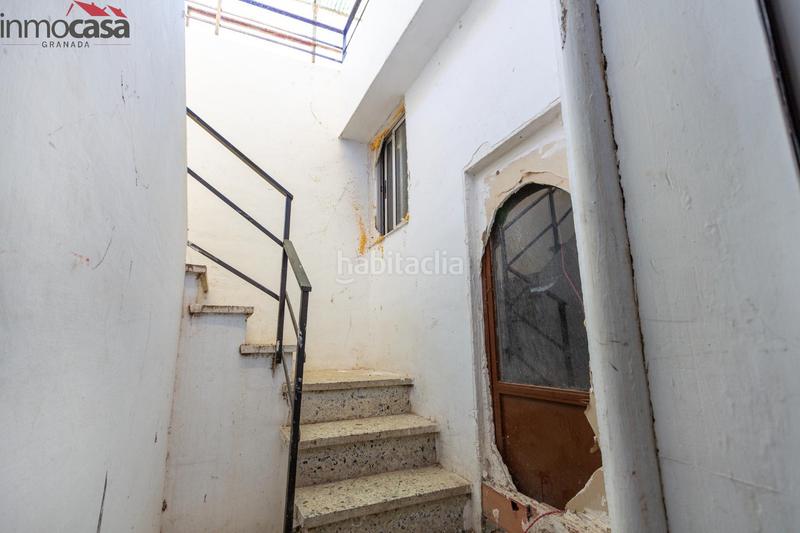 Foto 070d54af-4e28-4d96-8212-7bf2815038cf. Casa  de 6 dormitorios con local y terraza de 100 m2 en Armilla