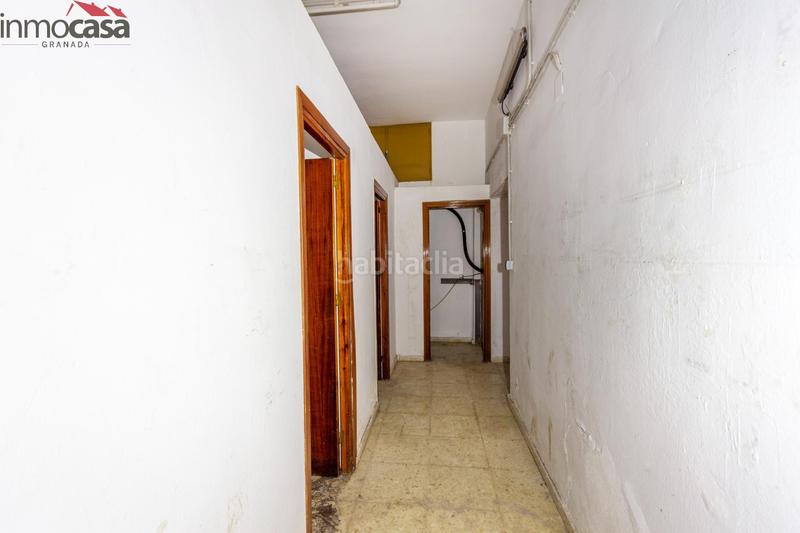 Foto aea1e244-c84c-4a25-930b-2ee1b346b20b. Casa  de 6 dormitorios con local y terraza de 100 m2 en Armilla