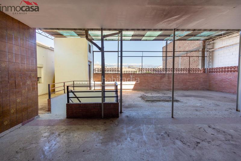 Foto d903c8f2-8bde-4d6d-9de1-fd2ab2e2ca7c. Casa  de 6 dormitorios con local y terraza de 100 m2 en Armilla