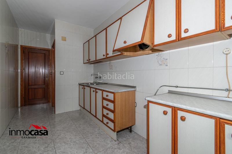 Foto ac10da1d-26d8-441b-a7aa-8e237df3d2f8. Piso amplio piso con vistas al campo en Fargue Granada