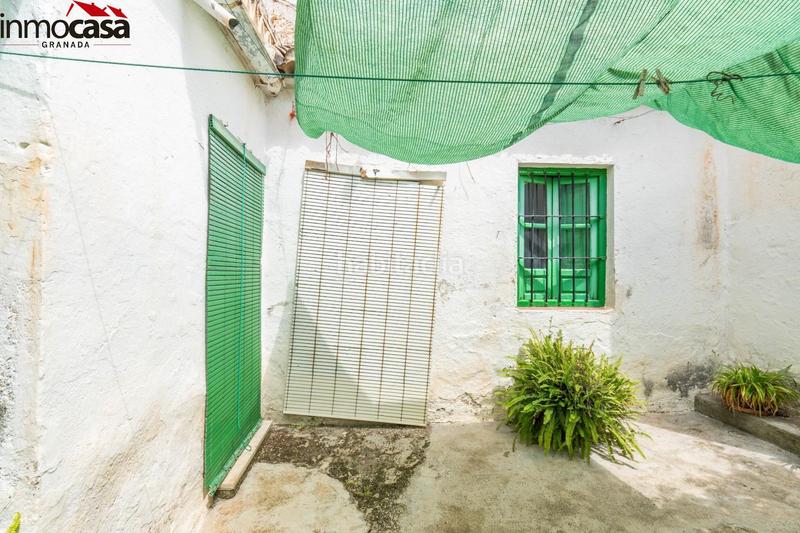 Foto 38d88a3d-ca5a-41c8-8afe-4177b6ef252f. Casa pareada chalet pareado para reformar en la zubia!!! en Zubia (La)