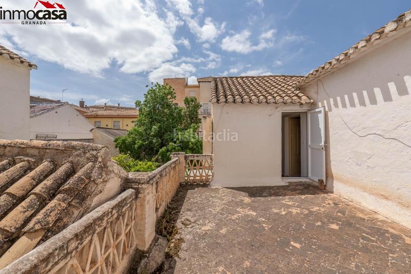 Foto d0edbc5a-8eca-4887-8af1-e06d2202cbde. Casa pareada chalet pareado para reformar en la zubia!!! en Zubia (La)