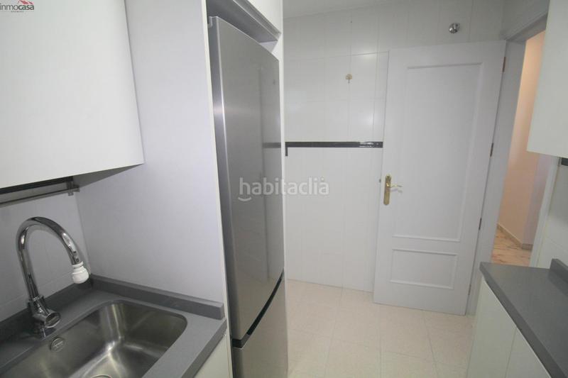 Foto 0c0df971-0bed-4704-ad0f-a4002a61ef38. Alquiler piso pleno centro , junto ayuntamiento, metropolitano, todos los servicios... en Armilla