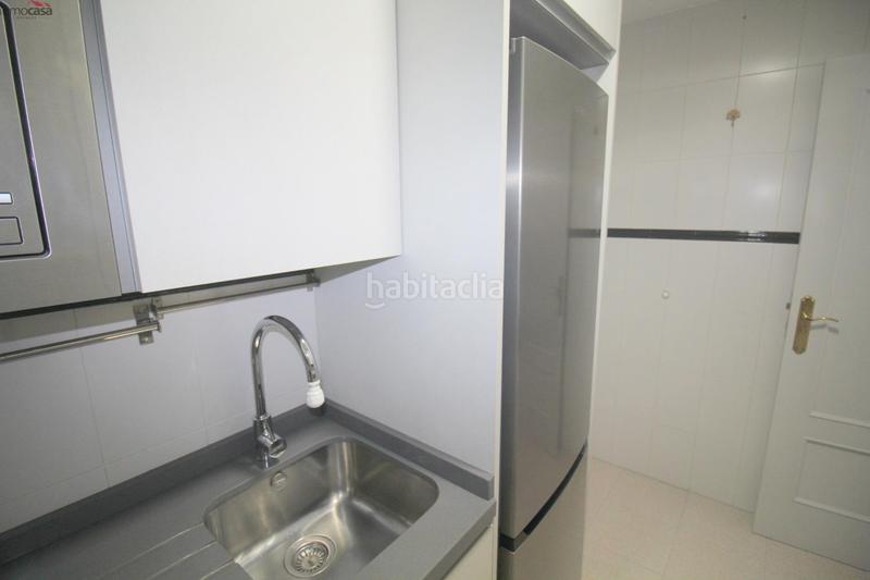 Foto 26123ef3-7d03-4373-b4b4-bef53eaa5799. Alquiler piso pleno centro , junto ayuntamiento, metropolitano, todos los servicios... en Armilla