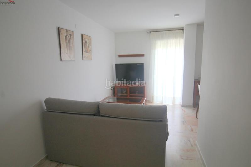 Foto 95d33dbd-f179-4815-b4ed-720dd2ca6bf8. Alquiler piso pleno centro , junto ayuntamiento, metropolitano, todos los servicios... en Armilla