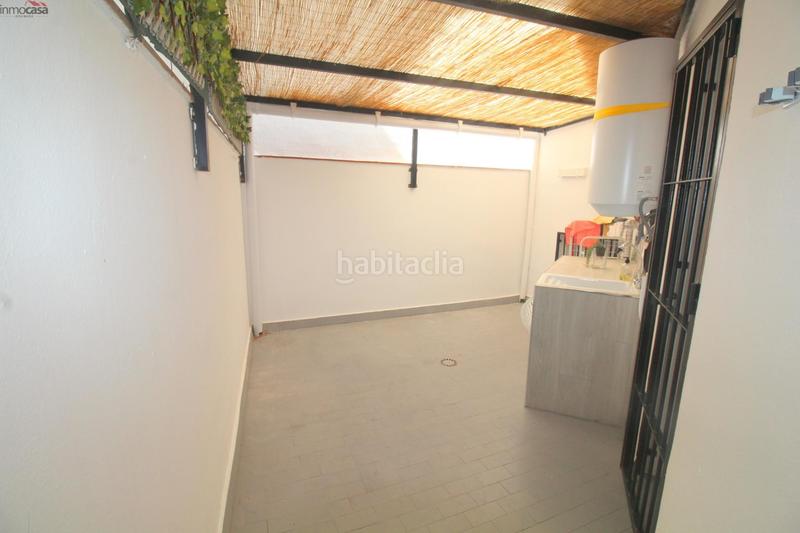 Foto c7e28dbe-fe16-4021-9d41-ee448ac40354. Alquiler piso pleno centro , junto ayuntamiento, metropolitano, todos los servicios... en Armilla