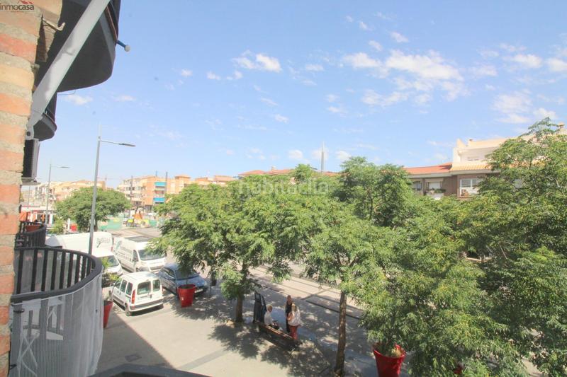 Foto d3e3241f-1ed3-4f6a-919c-ba7c8e20da58. Alquiler piso pleno centro , junto ayuntamiento, metropolitano, todos los servicios... en Armilla