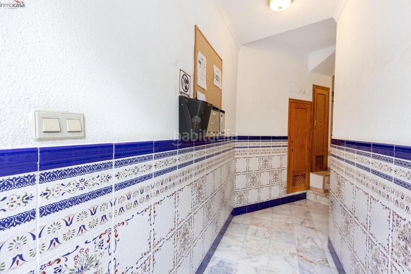 Foto d8a07c3b-97bc-456a-8b39-b8f904abc012. Alquiler piso pleno centro , junto ayuntamiento, metropolitano, todos los servicios... en Armilla