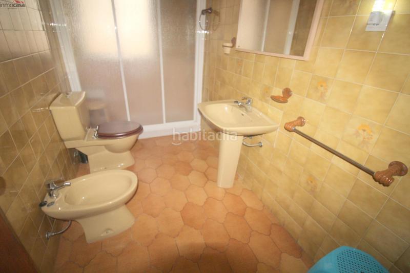 Foto 158a21ad-f4df-4a75-9078-f4b83651f1b1. Alquiler casa adosada 750 euros, cuatro dormitorios, con amplia terraza, y garaje, en Armilla