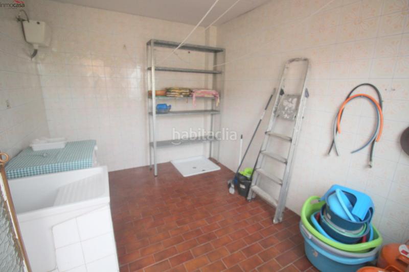 Foto 5e66f93e-b548-43cb-831a-b4022cbb2df8. Alquiler casa adosada 750 euros, cuatro dormitorios, con amplia terraza, y garaje, en Armilla