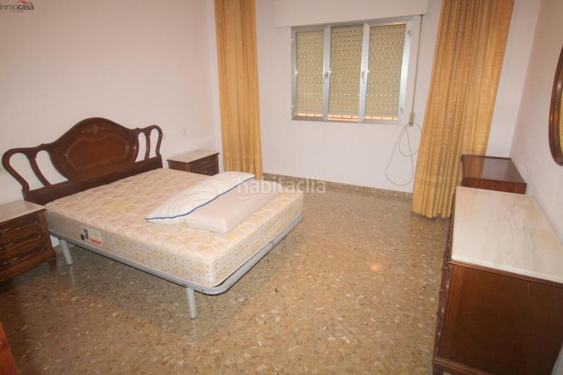 Foto 711d1955-38a7-4b3d-a7cc-b6ad23346cd9. Alquiler casa adosada 750 euros, cuatro dormitorios, con amplia terraza, y garaje, en Armilla