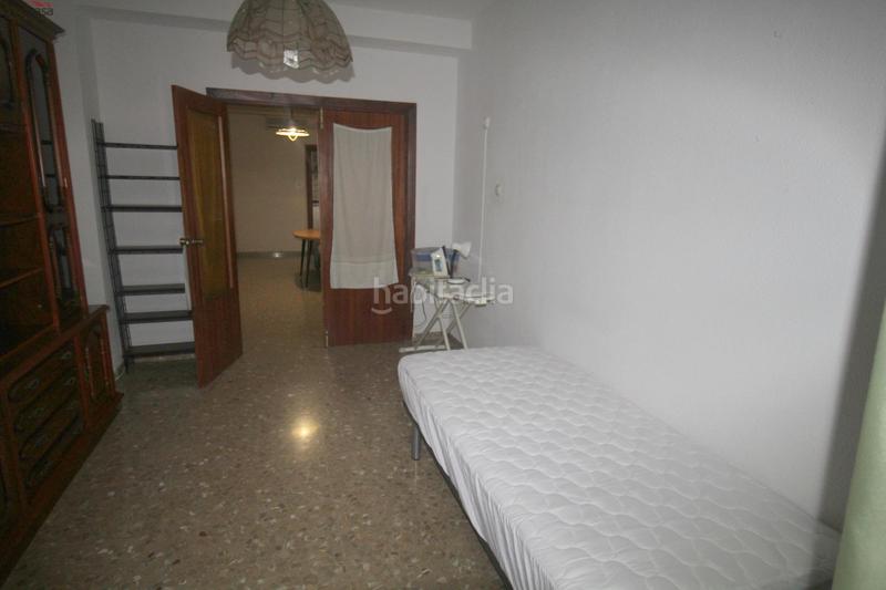 Foto 80d463f6-41d3-40e9-94e5-ce11277f62d2. Alquiler casa adosada 750 euros, cuatro dormitorios, con amplia terraza, y garaje, en Armilla