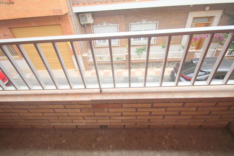 Foto b273cb02-b67b-4317-a8f4-c2bb50c18bb4. Alquiler casa adosada 750 euros, cuatro dormitorios, con amplia terraza, y garaje, en Armilla