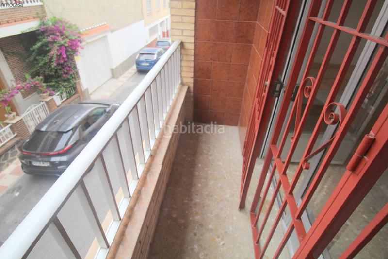 Foto 4fbb7811-f01c-413f-8c8d-ee9e1d2fb671. Lloguer casa adossada amb aparcament a San Miguel Armilla