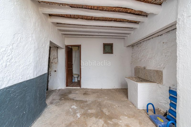 Foto f794afcf-0ded-47a6-8ed0-d807ee8b02c7. Masia a Válor