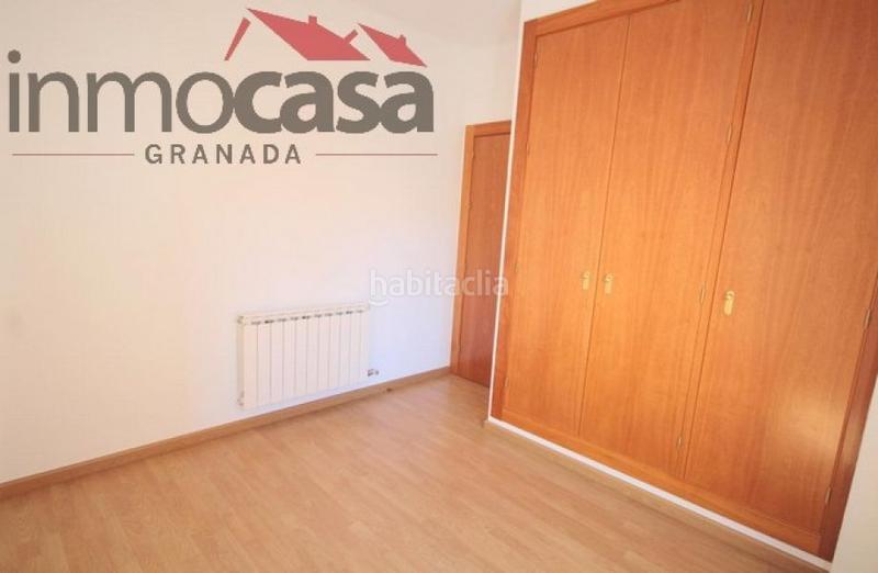 Foto 27ca9bf2-67f2-4a08-a01a-f9e9cb404c98. Rent flat with heating parking in Poniente Armilla