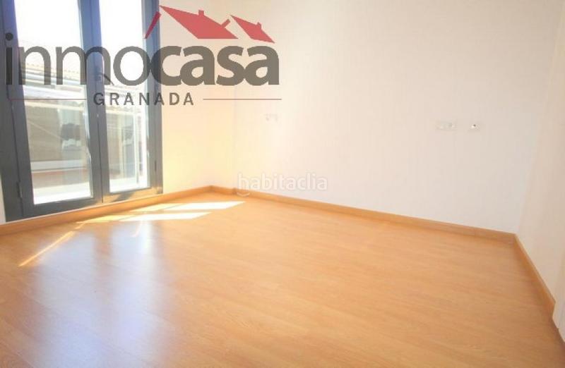 Foto 990593fc-d6a9-46be-8fe0-53791c2fdf28. Alquiler piso 700 euros, junto ayuntamiento , 2 dormitorios, plaza de garaje y trastero opcional cien euros 100 en Armilla