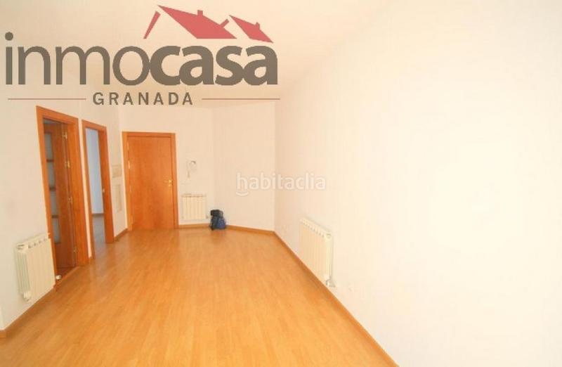 Foto cf5dca9a-57bc-4528-9077-d00070953559. Alquiler piso 700 euros, junto ayuntamiento , 2 dormitorios, plaza de garaje y trastero opcional cien euros 100 en Armilla