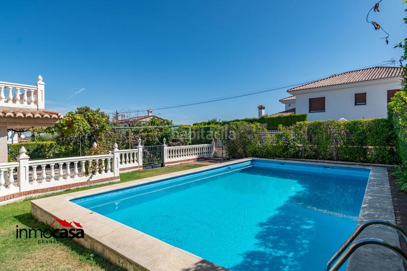 Foto 1edf5907-fca2-4cd5-ac61-2f2b62b959c8. Chalet  en urbanizacion nueva otura!!!!!!! en Villa de Otura