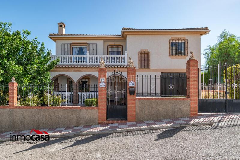 Foto 3d58049f-e949-48bc-960f-f4ee401c53e0. Chalet  en urbanizacion nueva otura!!!!!!! en Villa de Otura