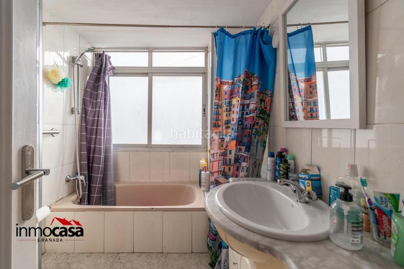 Foto c6826557-6f54-4810-9bdf-66ce2e602762. Flat in Barrio de Zaidín Granada