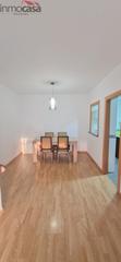 Location Appartement  Calle francisco ayala. 620 euros, piso de dos dormitorios amueblado , con garaje