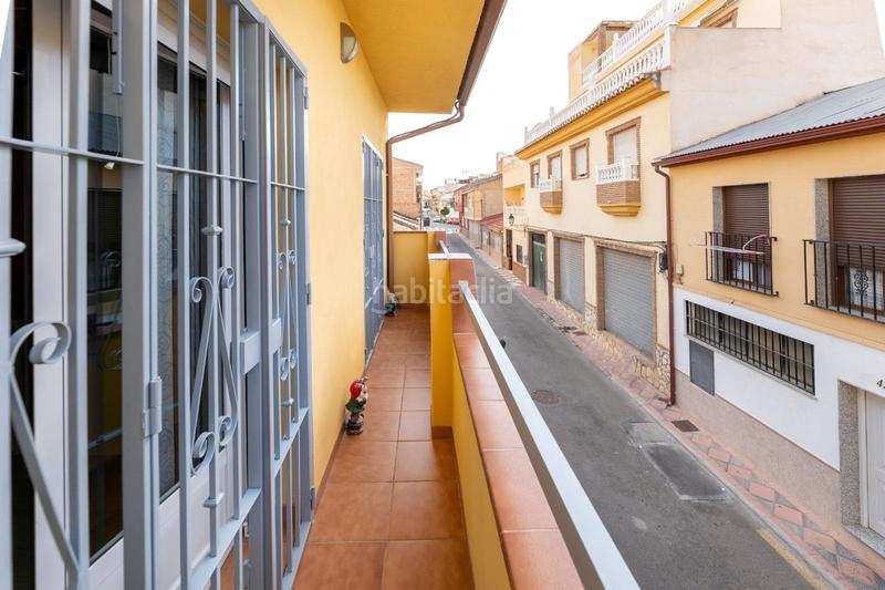 Foto 1a27f8b3-90fb-4d31-88ed-43369394e3af. Casa con riscaldamento parcheggio in Avda. De los Ogíjares Armilla