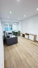 Rent Flat in Camino de Ronda. Se alquila piso por habitaciones