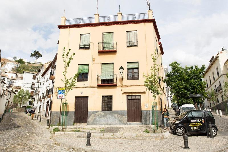 Foto 1e470b3e-b845-4401-882d-5572d7753a8e. Alquiler piso  en alquiler en el corazón ideal para estudiantes y parejas en Granada