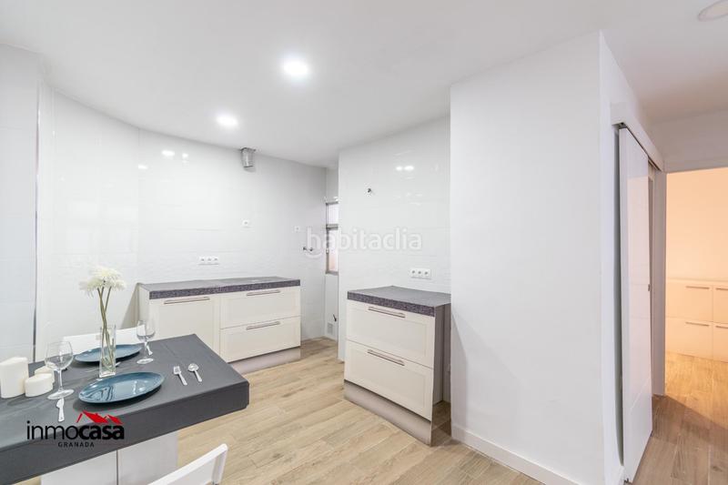 Foto ac27376f-3668-4580-998b-9e8972026a9d. Piano terra in Barrio de Zaidín Granada