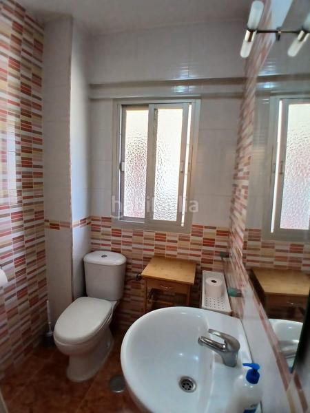 Foto 13eac425-2af9-470e-9e34-0779fd2902e4. Alquiler piso  en alquiler junto avenida de dilar con terraza en Granada