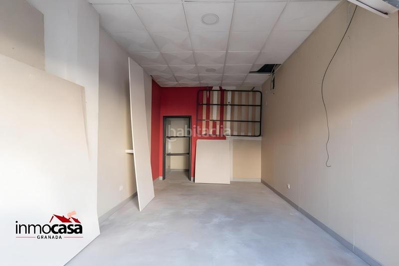 Foto a0e28099-c673-42db-bd4f-988f3441aa7e. Local comercial en calle 18110 1 local comercial en hijar en Gabias (Las)