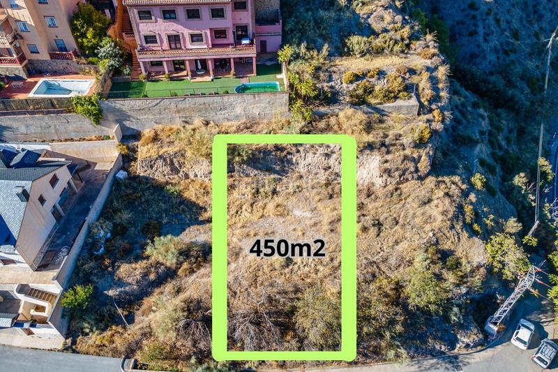 Foto 43d463bd-d6f1-4fcd-8766-b9fa618217bd. Terreno residencial en calle viejo de guejar 2 terreno urbano pinillos 450m2 en Pinos Genil