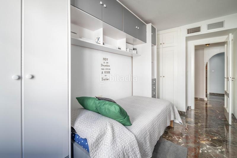 Foto af280763-02f5-441f-bda4-e633e7c03e13. Pis amb calefacció aparcament a Camino de los Neveros - Serrallo Granada