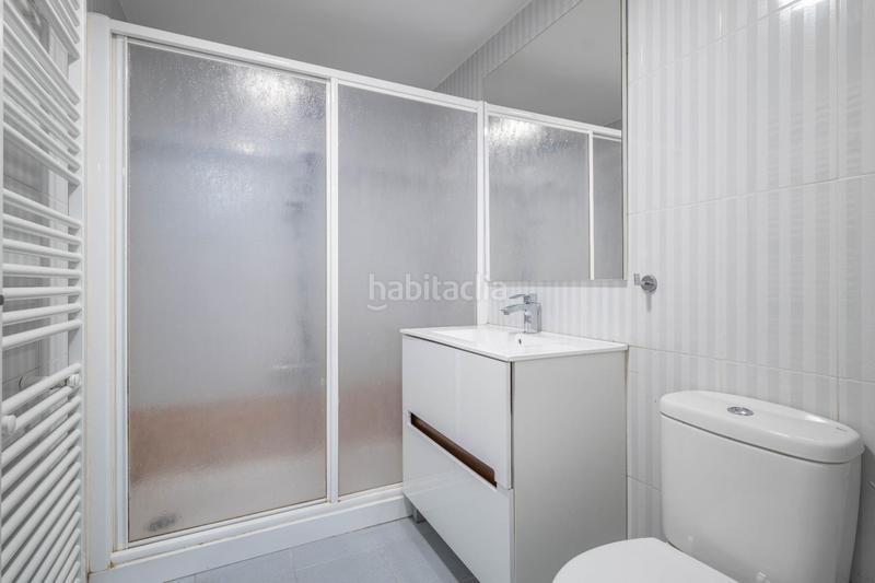 Foto d99fc140-2756-448f-b6cd-3300c10a6f77. Pis amb calefacció aparcament a Camino de los Neveros - Serrallo Granada