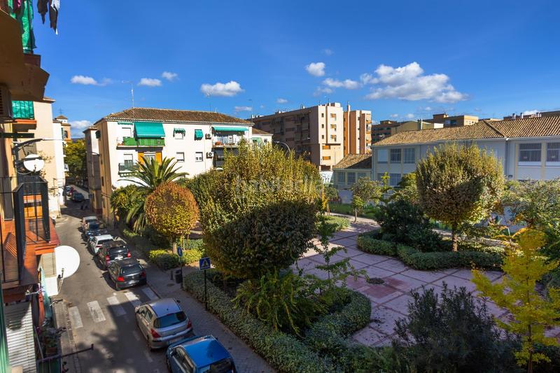 Foto 2520b64e-c7a5-45c4-9cf0-8f93649de484. Appartamento in Barrio de Zaidín Granada