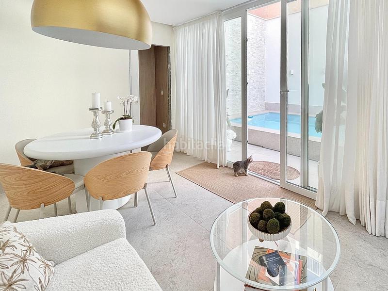 Foto 9b10e8d2-de65-4e60-9df2-ebfd908378bd. Casa amb calefacció piscina a Puerto Deportivo Fuengirola