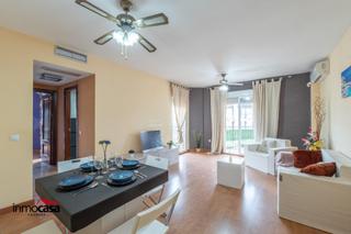 Appartement à Islas madeira 4. En venta piso de 3 dormitorios con piscina, garaje y trastero ju