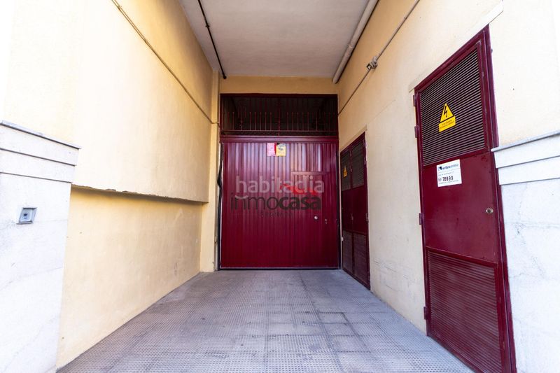 Foto bc6ee539-db46-42de-9544-41357ebb8cb4. Pis amb aparcament a Poniente Armilla