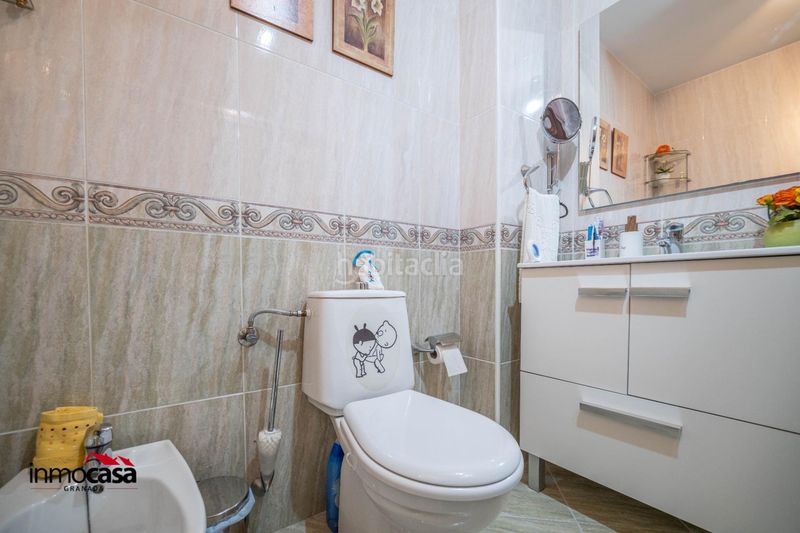 Foto 1ade3ee0-4c58-4f29-8e9e-bdf235ae0599. Casa adossada amb aparcament a Peligros