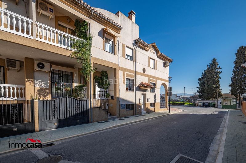 Foto 27dea985-7117-492a-a90e-c24c68bca4aa. Casa adossada amb aparcament a Peligros