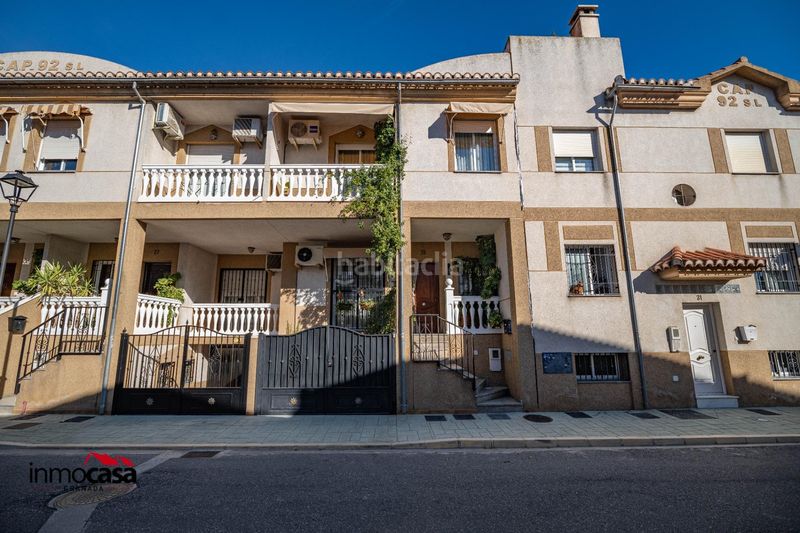 Foto 38720408-04b1-42e7-8f2d-020b5aaeaa1f. Casa adossada amb aparcament a Peligros