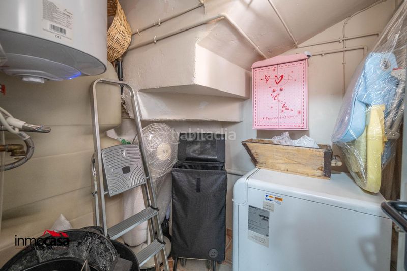 Foto 5414fa54-6b4e-452f-9577-b24b389eef1d. Casa adossada amb aparcament a Peligros